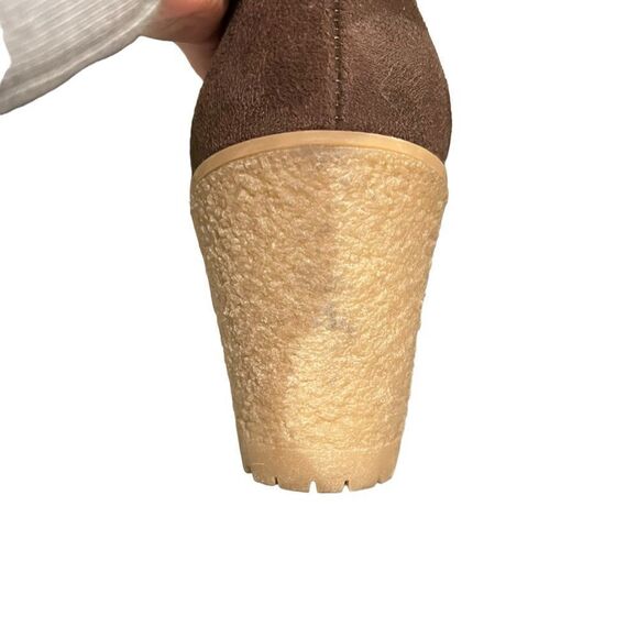 Bass brown wedge boots. Size 5.5 - Picture 3 of 9